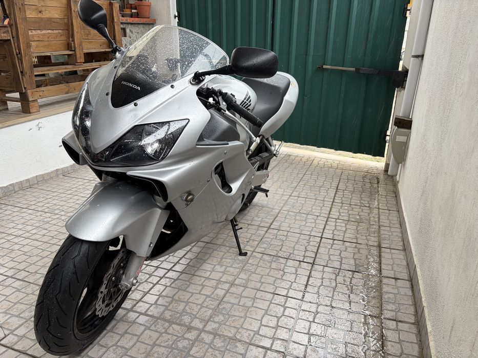 Honda Cbr 600 F4i