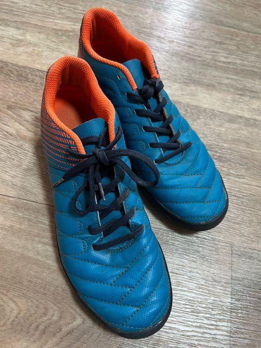 Кросівки Kipsta 35 розміру