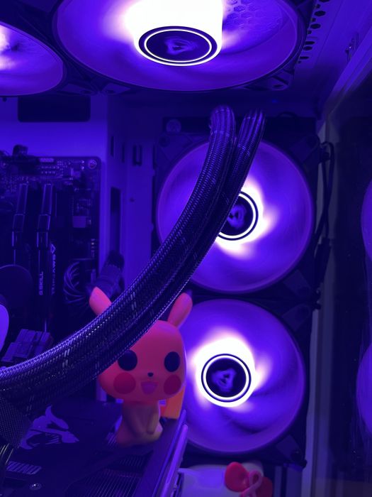 Pc gaming ( rx 7900xtx / amd ryzen 7 )