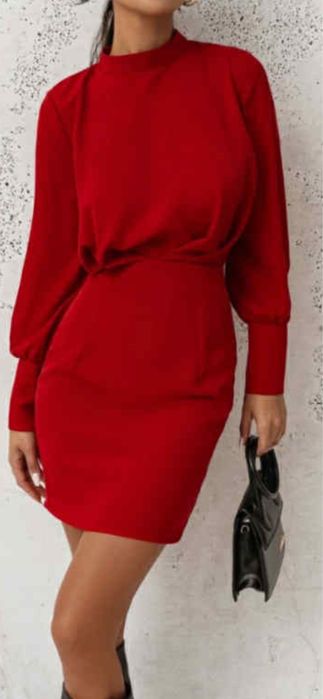 Nowa sukienka rozcięcie na plecach