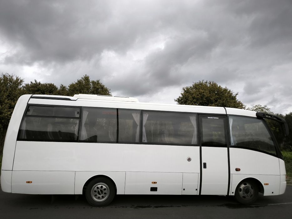 Autocarro Toyota Óptimo Mini Autocarro 4.1 D4D 28 Lugares