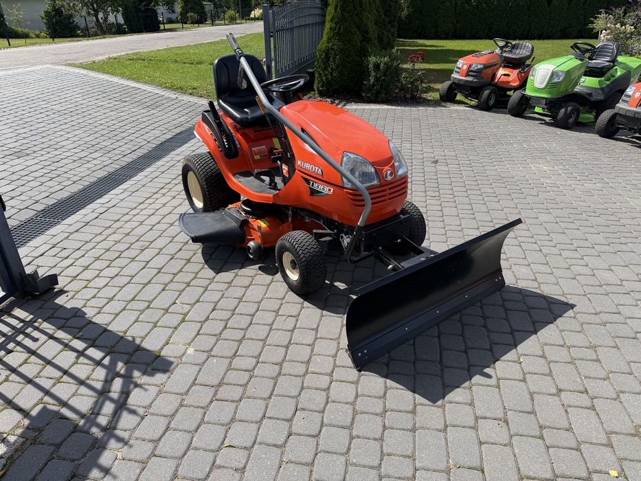 Traktorek Kosiarka Kubota T1880 z pługiem Super Stan
