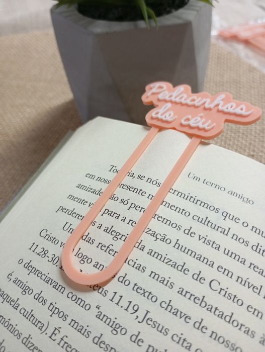 Marcadores de livros e páginas ou bíblia