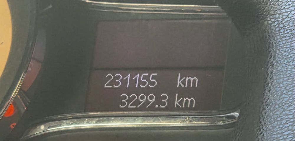 Renault Mégane 2010 • Gasóleo • Teto Solar •