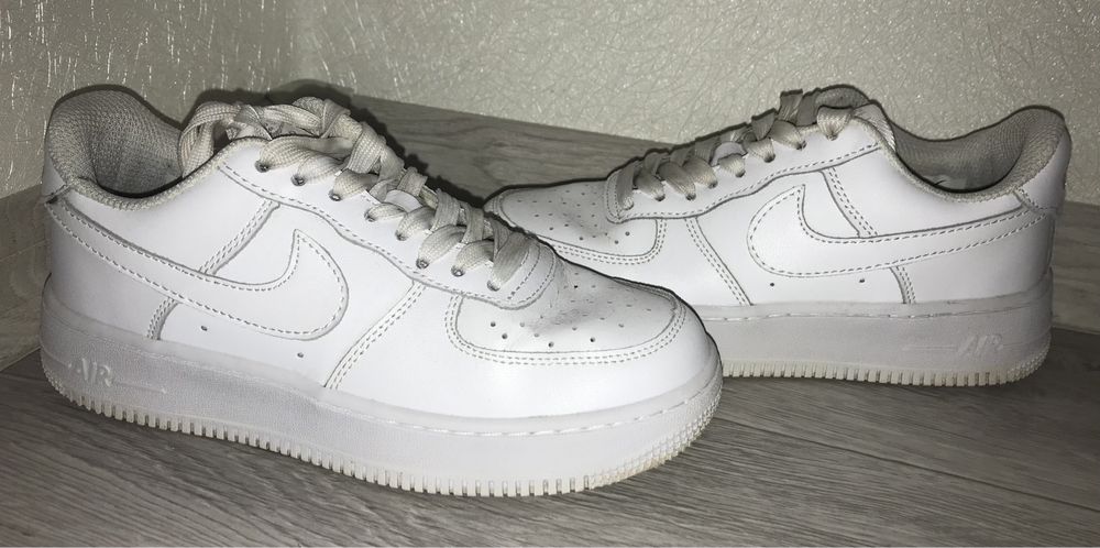 Кроссовки Nike Air Force 1 (подделка)