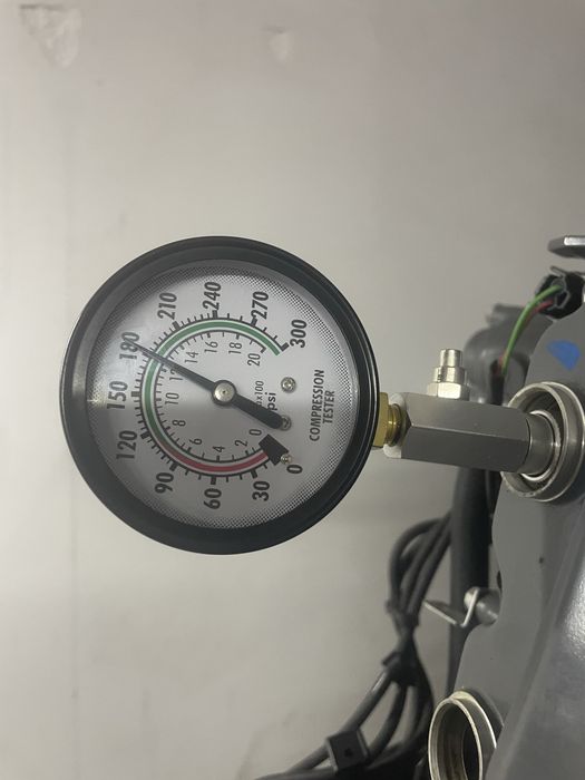 Silnik zaburtowy Honda BF130 na wtrysku, manetka, zegary