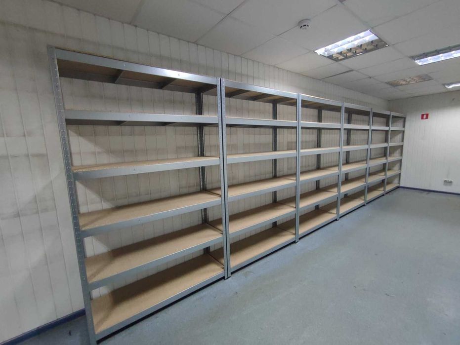 Стелажі на склад. Складські стелажі