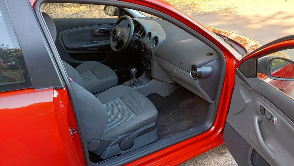 Seat Ibiza 3 1.4mpi 75km niski przebieg !