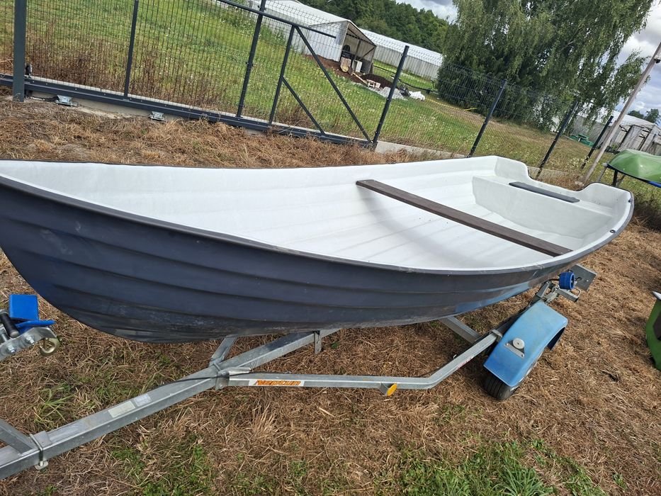 Nowa łódka łódz wedkarska 440x173 laminat schowek