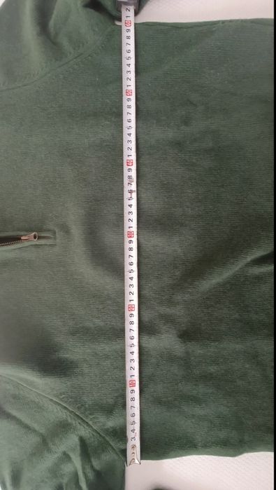 Camisola gola alta com fecho