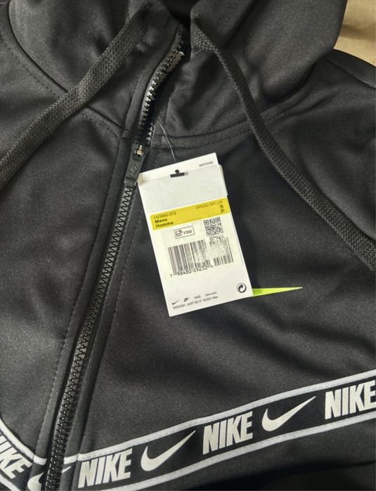 Casaco nike S nova com etiqueta