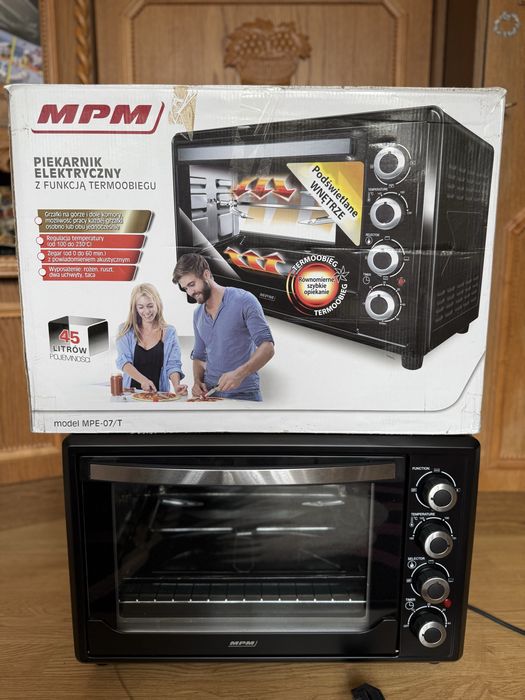 Piekarnik elektryczny MPM MPE-07/T z termoobiegoem, przenośny