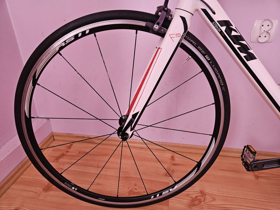 Rower szosowy KTM Strada 2000 R waga tylko 8,7kg 8,4kgozmiar 59 (XL)  | Szosa Endurance