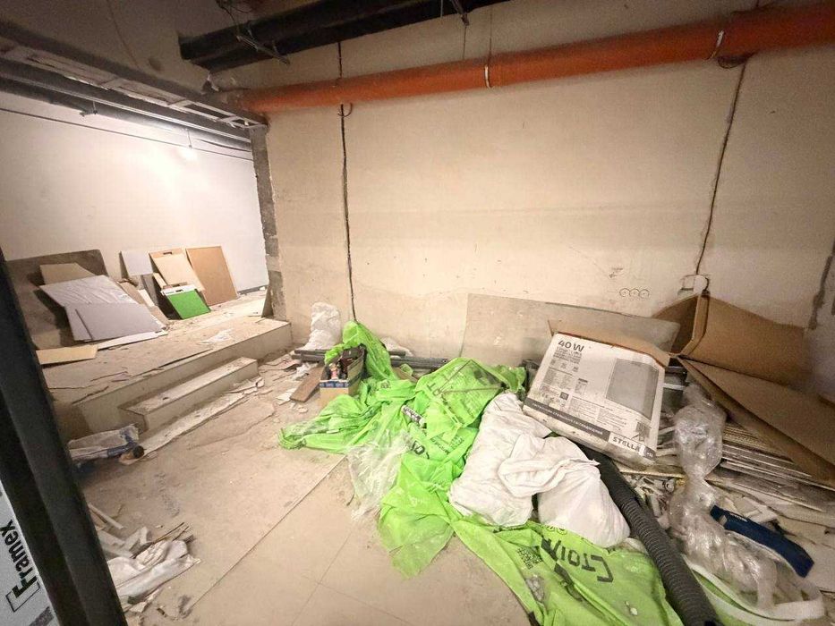 Оренда залів від 100 до 600 м² в новому ЖК "Olympik Park"  Під бізнес студія танців або фітнес клуб.