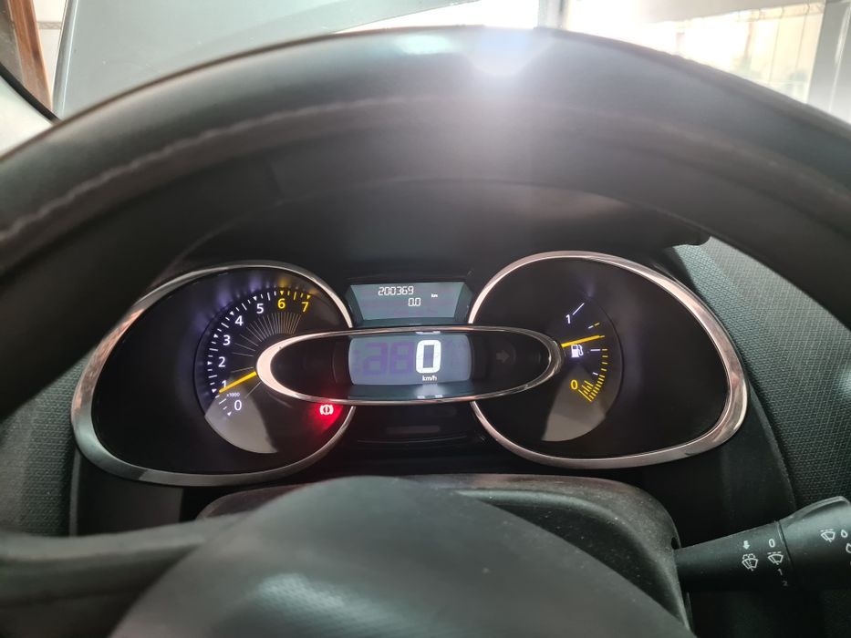 Renault clio tourer