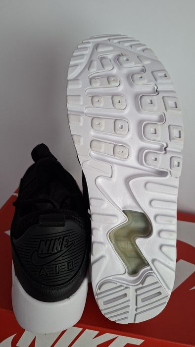 Buty nowe sportowe Nike Air Max 90 EZ rozmiar 42.5