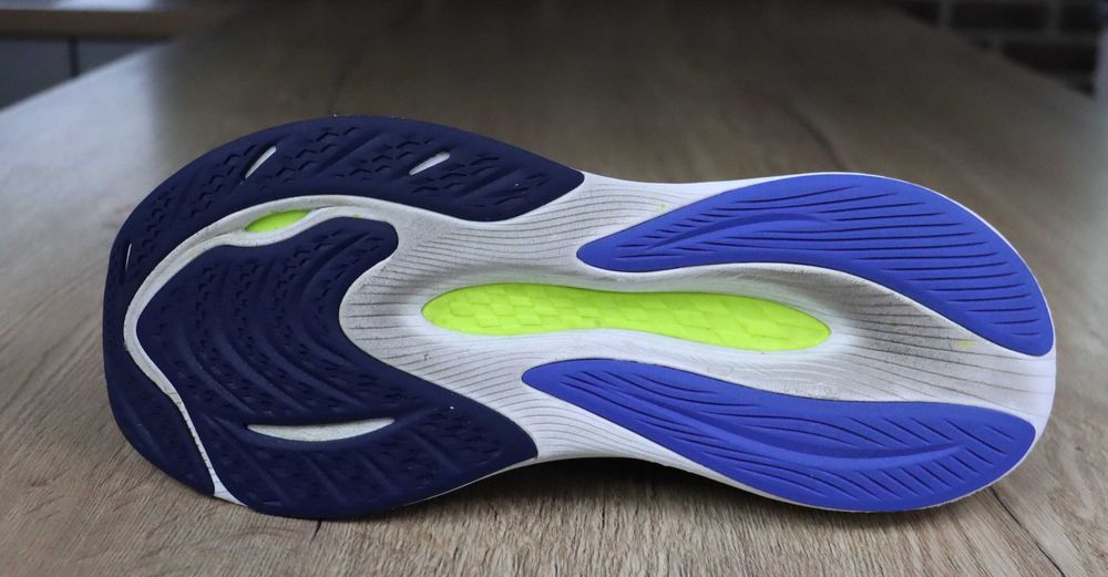 New Balance FuelCell Propel v4 męskie biegowe 44 ( 29 cm)