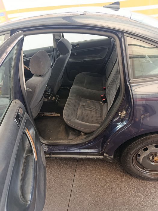 Vendo Passat 110 TDI