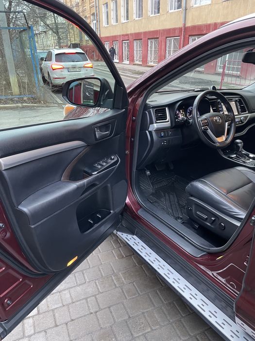 Продам автомобиль Тойота