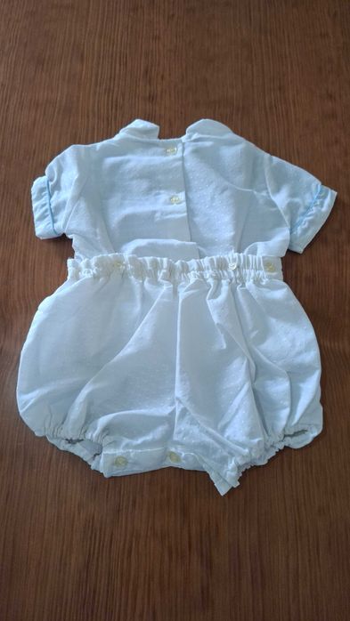 Roupa de Bebê Bordada