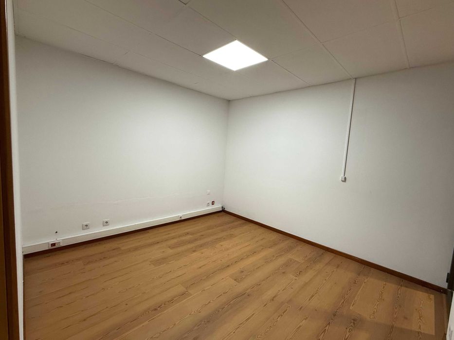 Escritório para arrendar