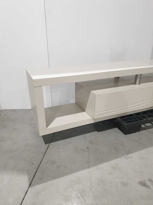 Movel Televisão Lacado