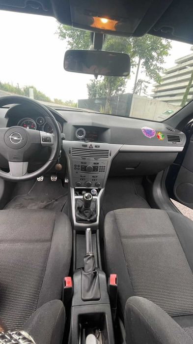 Carro Astra GTC 1.3