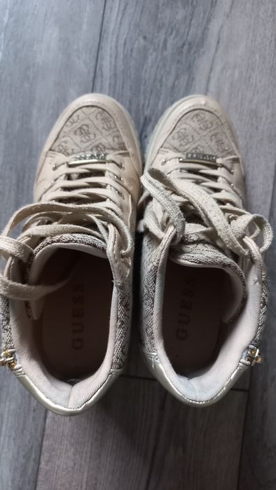 Buty na platformie guess 36