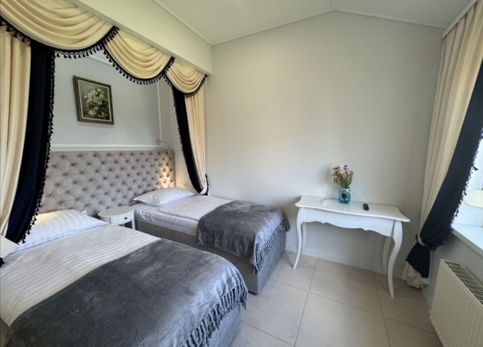 Продам Гостевой Загородный Дом/Мини отель "Villa Orera".  Елизаветовка