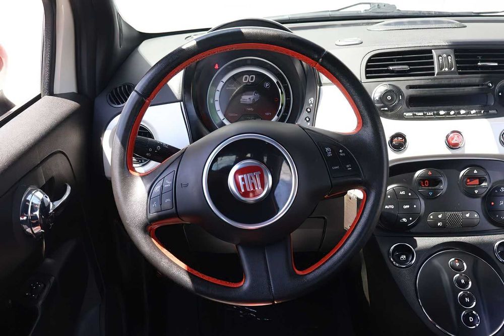 FIAT 500e      2015