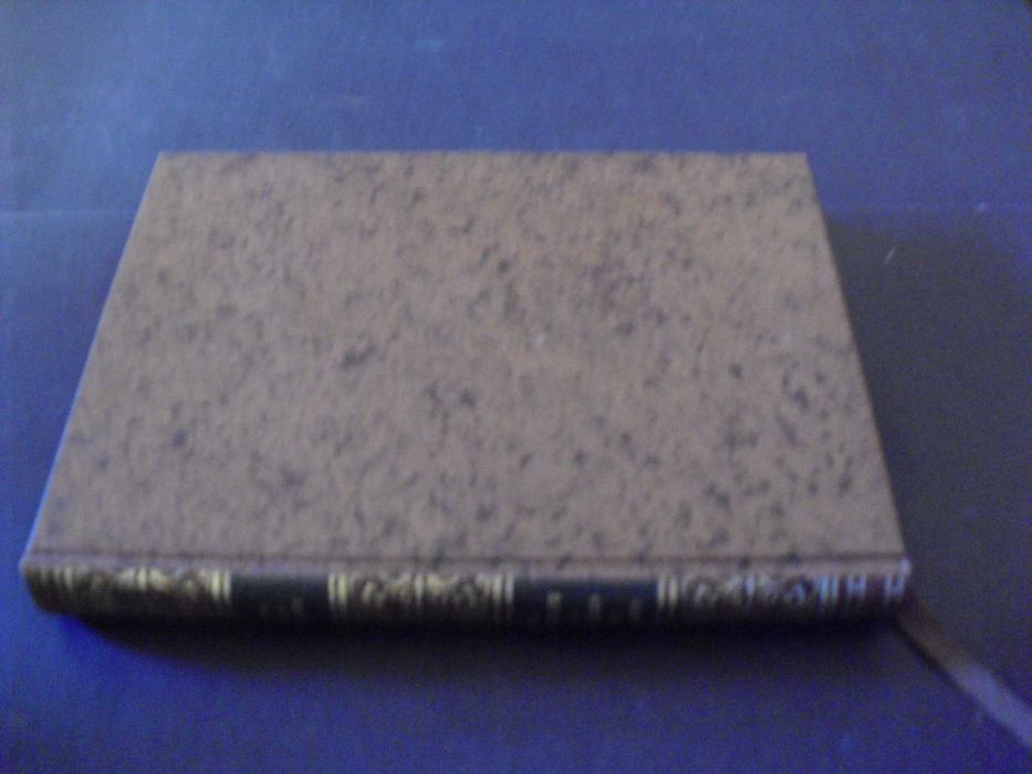 Charpentier (Louis);Os Gigantes e o Mistério das Origens