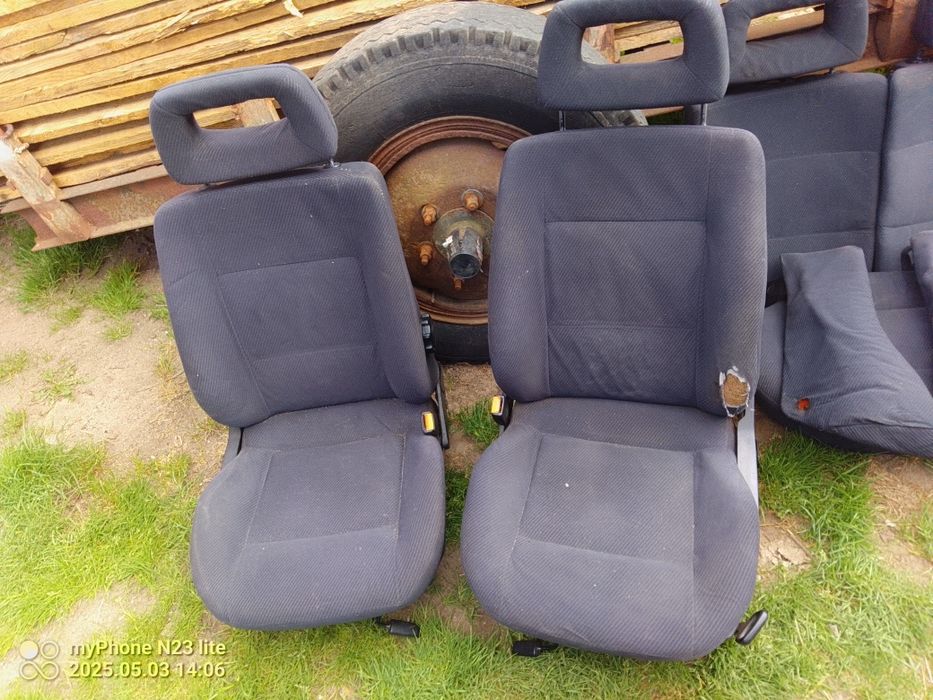 Sprzedam fotele komplet