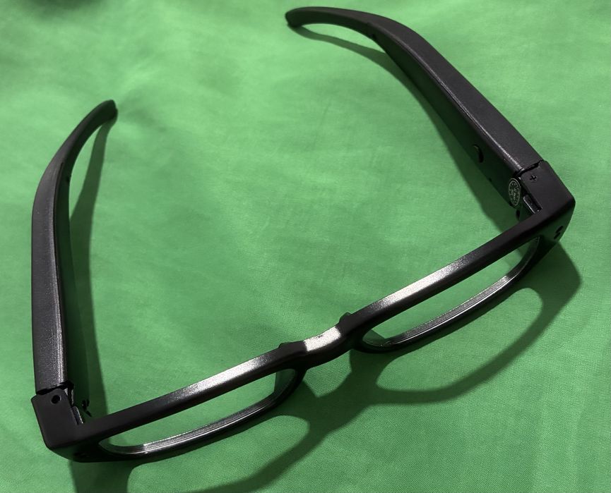 Oculos espiao semi novo