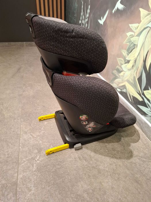 Fotelik samochodowy Maxi-Cosi Rodifix 15-36kg ISOFIX