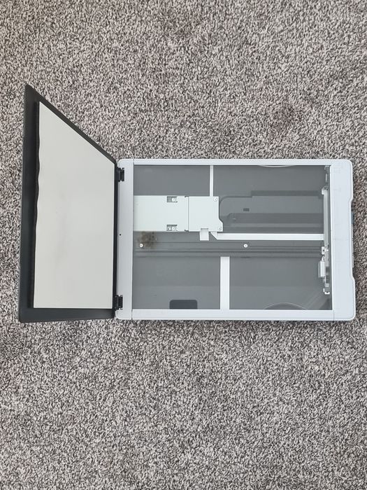 Планшетний сканер Epson Perfection V19