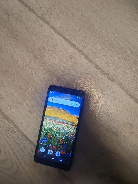 Телефон Wiko y60 франция