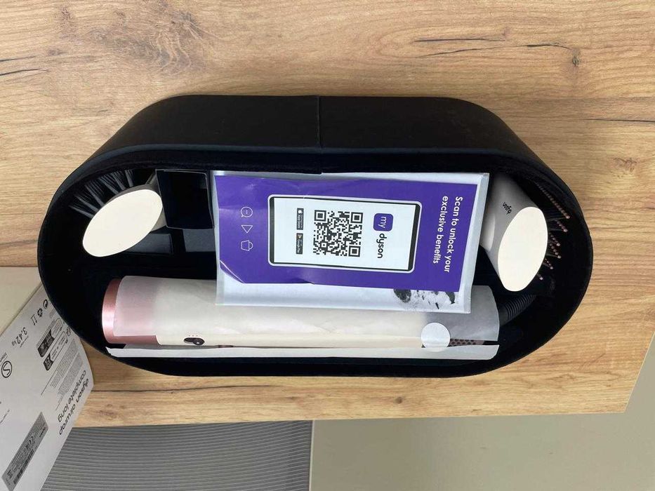 Dyson Стайлер Новый