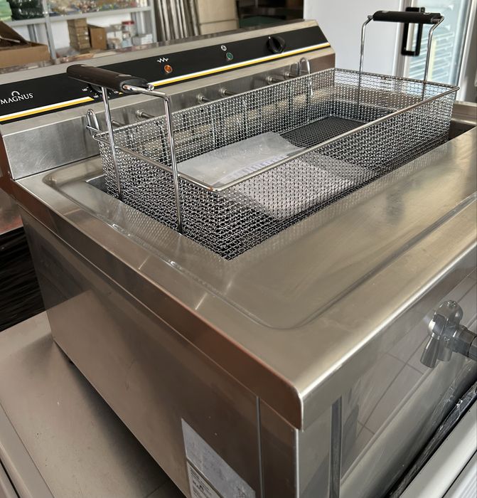 Fritadeira Industrial elétrica 20 Litros SEMI-NOVA