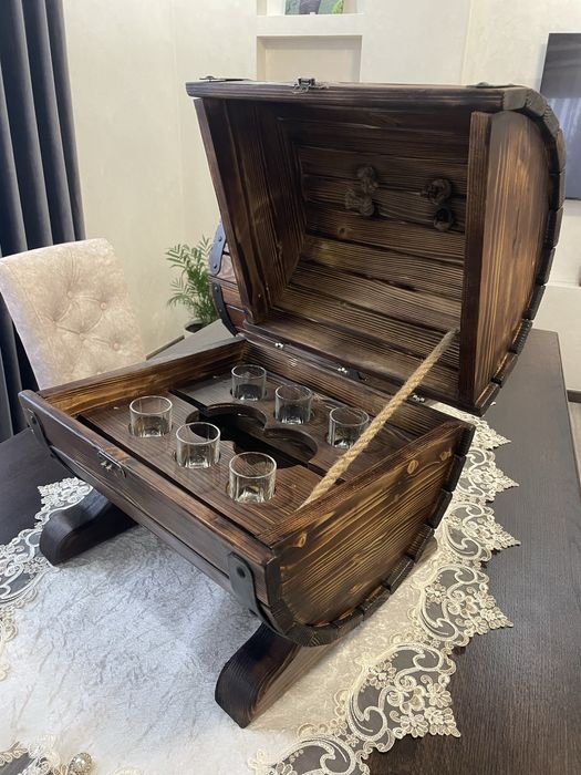 Подарунок для чоловіка,бочка міні-бар