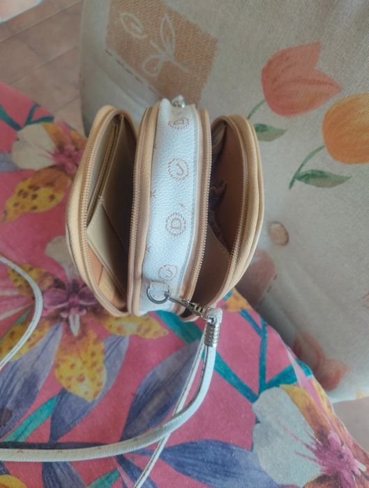 Bolsa a tiracolo marca David Jones