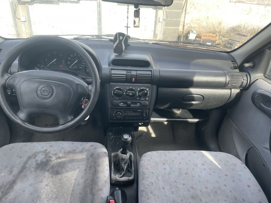 Opel corsa 1.5B — photo 5