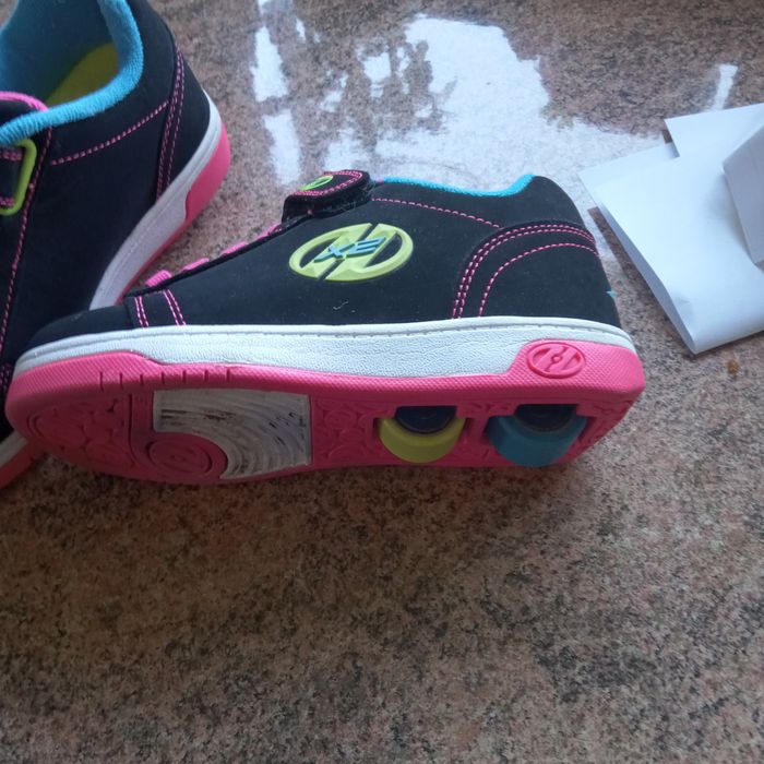 Buty na kulkach EELYS