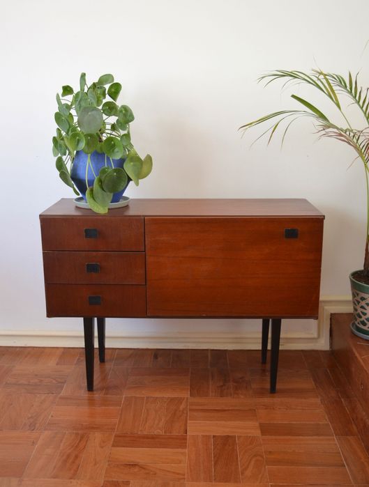 Móvel Baixo Vintage Mid-Century