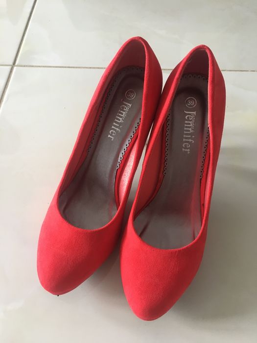 Szpilki, pantofle, stan idealny rozmiar 39