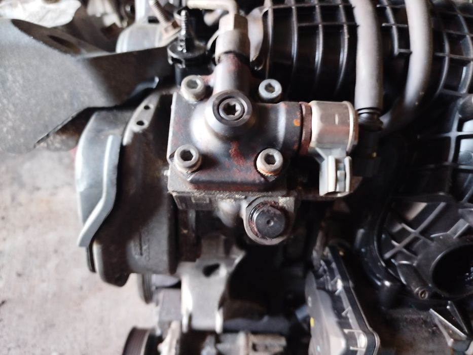 Volvo V40 V60 S60 Pompa Wtryskowa 2.0 D2 D4