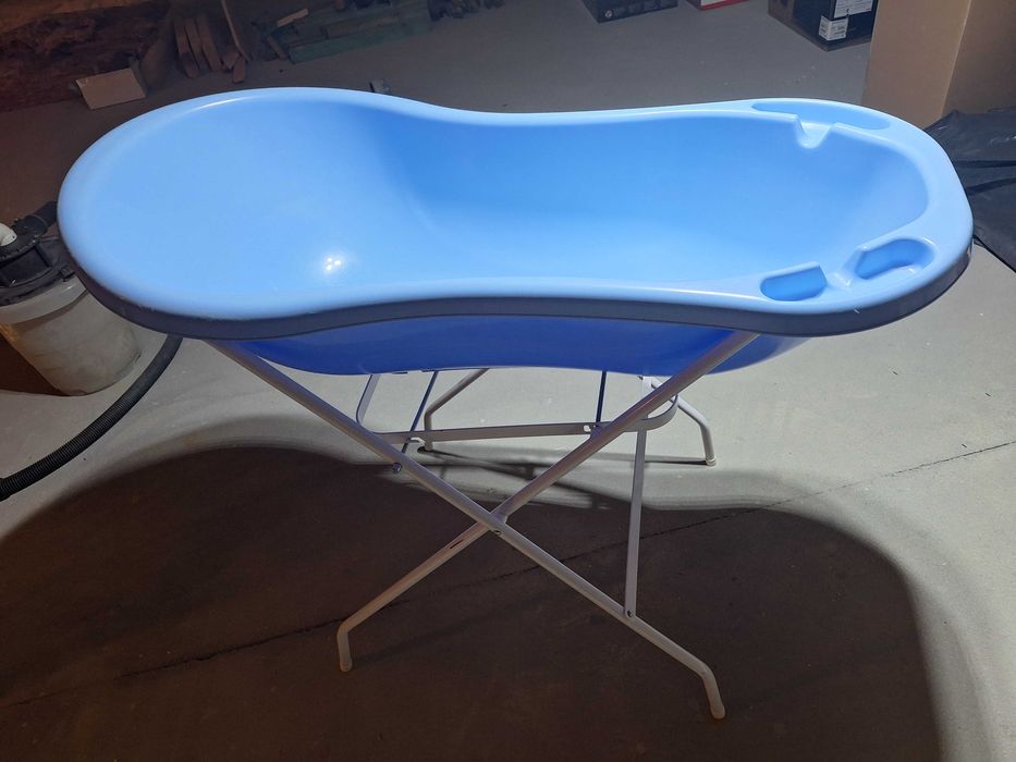 Wanienka ze stelażem