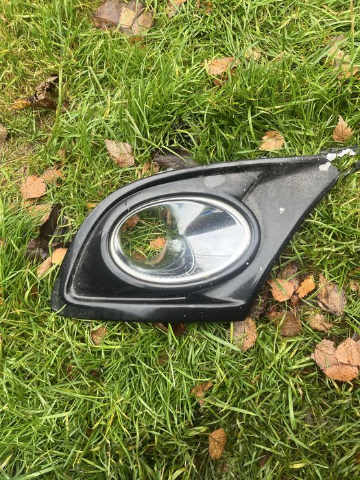 Накладки на хромовані туманки ОРИГІНАЛ Renault Megane 3 2012-2014