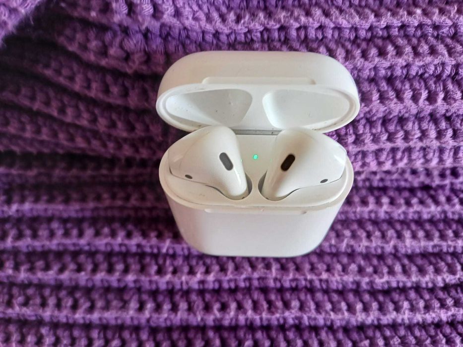 AirPods Apple – Caixa de Carregamento Lightning (Modelo A1602)