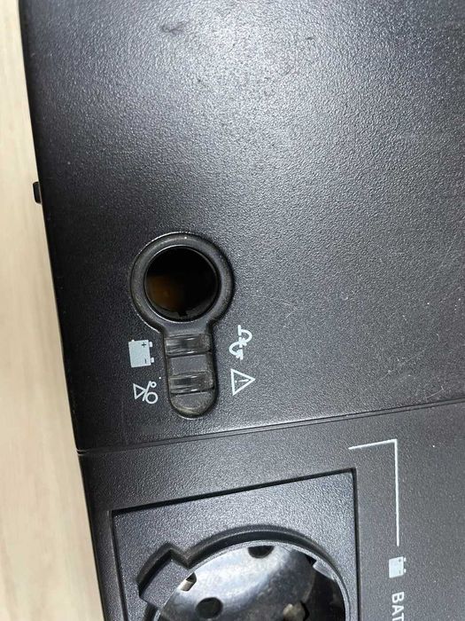 Безперебійник Eaton Powerware 3105 — надійний UPS для дому та офісу