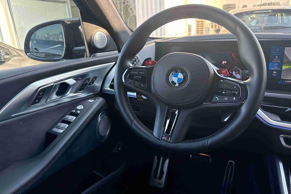 BMW XM Standard